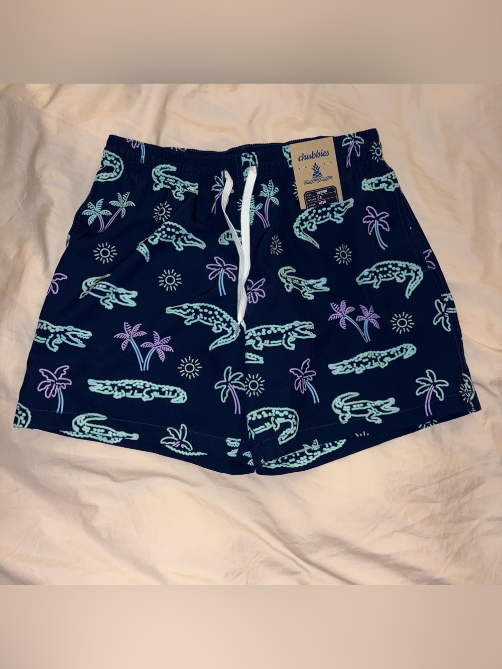 Chubbies Neon Glades 5.5 Inseam Classic Swim Trunk Men’s size M